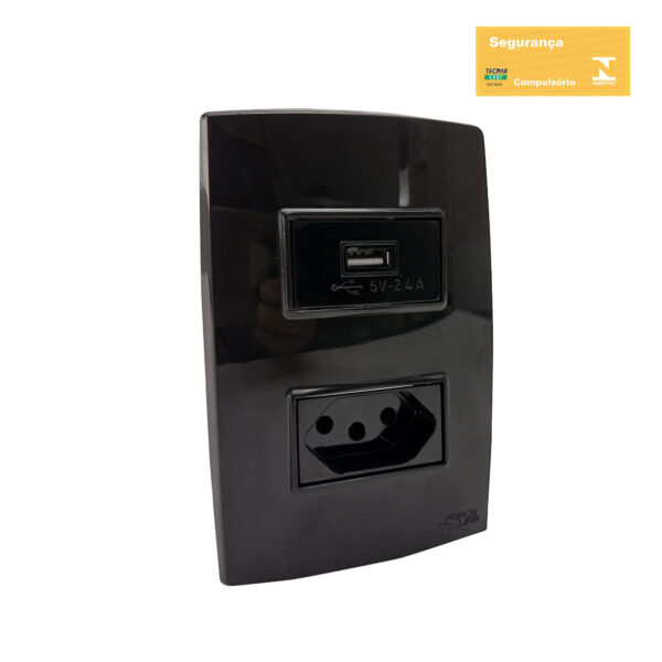 0600200130 - Conjunto Espaçado Tomada USB 2,4A